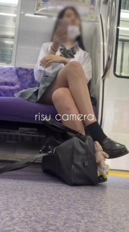 Gcolle 関東某所/対面電車隠し撮り 985696