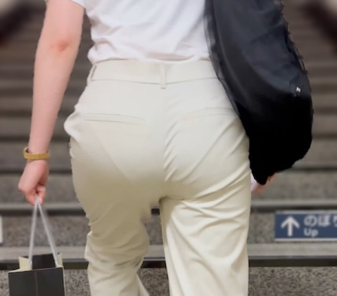 Gcolle 《透けてショーツの形がくっきり!ハイクラス美人OL》 993502