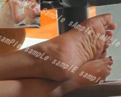 Gcolle PPV 984763 【フルHD動画】退屈なデート女子のサンダル脱ぎ