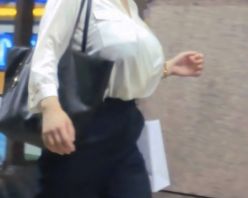 Gcolle PPV 981141 「嘘だろ」と思うくらいの爆乳後編