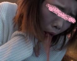 Gcolle PPV 549739 【回転椅子Ver Vol.1 りのちゃん編】素人のゲロ(回転酔い～嘔吐まで)【自然嘔吐】