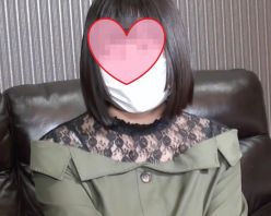 Gcolle PPV 855071 【個撮顔出し】No109 結衣ちゃん18歳 SS級美少女 クリを吸引され何度も潮吹き、3回目のエッチだから容赦なく奥までガン突き