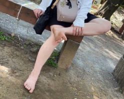 Gcolle PPV 962354 【完全裸足】第56弾！その2 裸足で春の公園を歩く女性