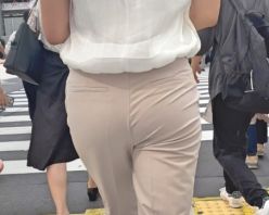 Gcolle PPV 855971 タプタプでジューシーなデカ尻をムニュらせて男を挑発！　下品なパンツスーツセレブ編
