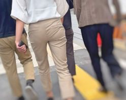Gcolle PPV 847093 オフィス街に降臨するスタイル抜群美巨尻！　下品なパンティーラインくっきりOL編