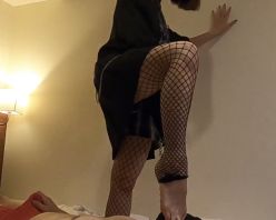 Gcolle PPV 987543 HDC Produce　本編顔出し！ドSタトゥー美女　アミナ様のＭ男踏みつけ足舐め足コキ唾かけ