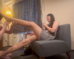 Gcolle PPV 987178 【激レア】芸能事務所所属175cm高身長 ドS美人レースクイーンゆき様による 蒸れたストッキングで 関西弁罵倒＆踏みつけ足コキM