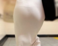 Gcolle PPV 989945 《本日はピンク色のブラ！透け感が妖艶な美人OL》