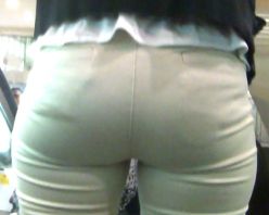 Gcolle PPV 558773 ピチピチピタパンヒップ144_ムチムチのベージュパンツのお姉さん♪